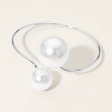 SECRET BOX_Bold Pearl Tip Cuff Bracelet