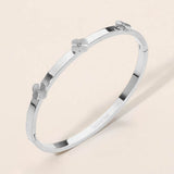 Stainless Steel CZ Center Quatrefoil Station Hinged Bangle Bracelet