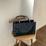 stylish tote bag, large capacity shoulder bag, tote bag chic, casual women's bag, commuter bag elegant classic