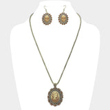 Rhinestone Paved Cameo Pointed Pendant Necklace