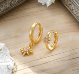 Delicate Mini Asymmetric Eight-Pointed Star Ear Cuffs