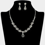 Teardrop Stone Pendant Accent Marquise Flower Stone Cluster Embellished Necklace