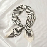 Geometric Stripe Pattern Print Square Scarf
